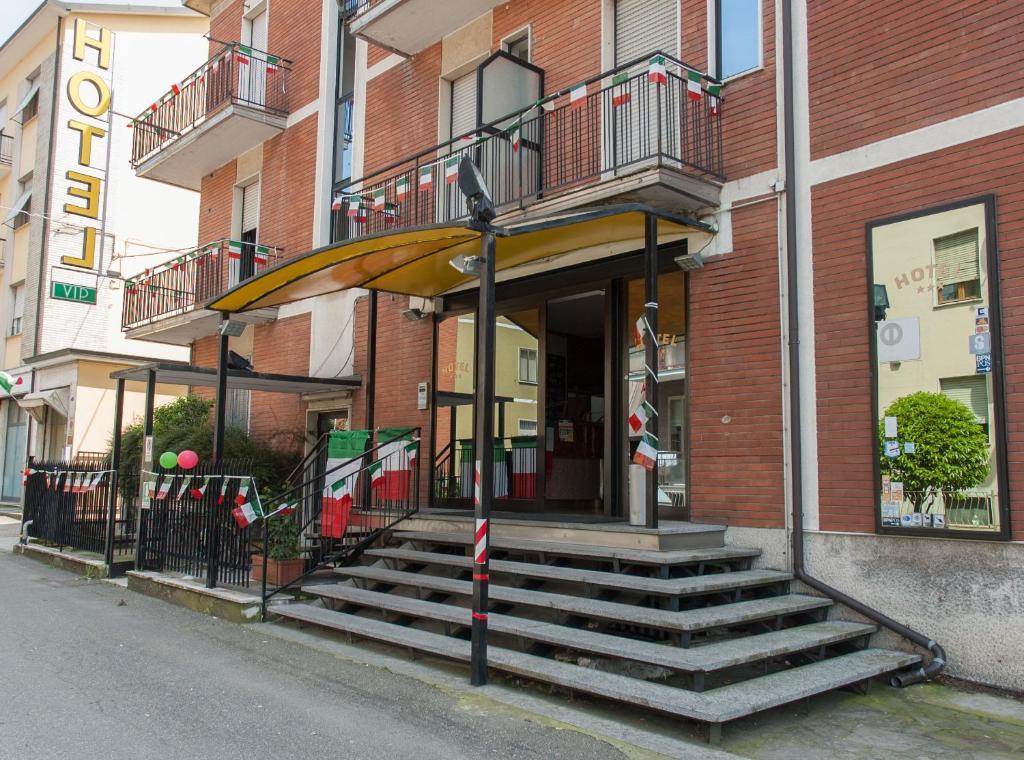 Vip Hotel Piacenza Exterior photo